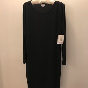 NWT LulaRoe Debbie. Solid black. Soft!! XL